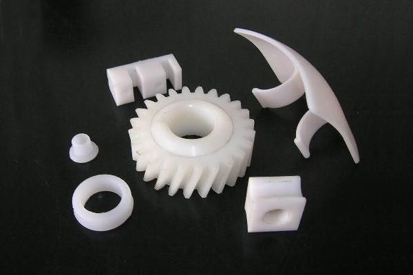 Small-Injection-Molded-Parts